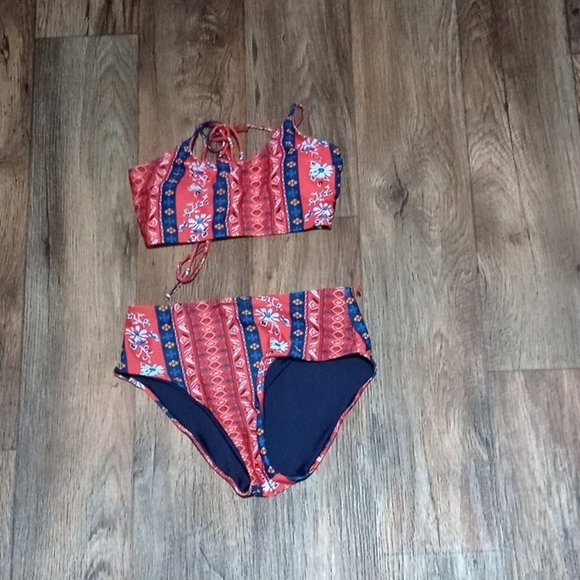 Trendy Red and Blue Bikini Set - Picture 1 of 2